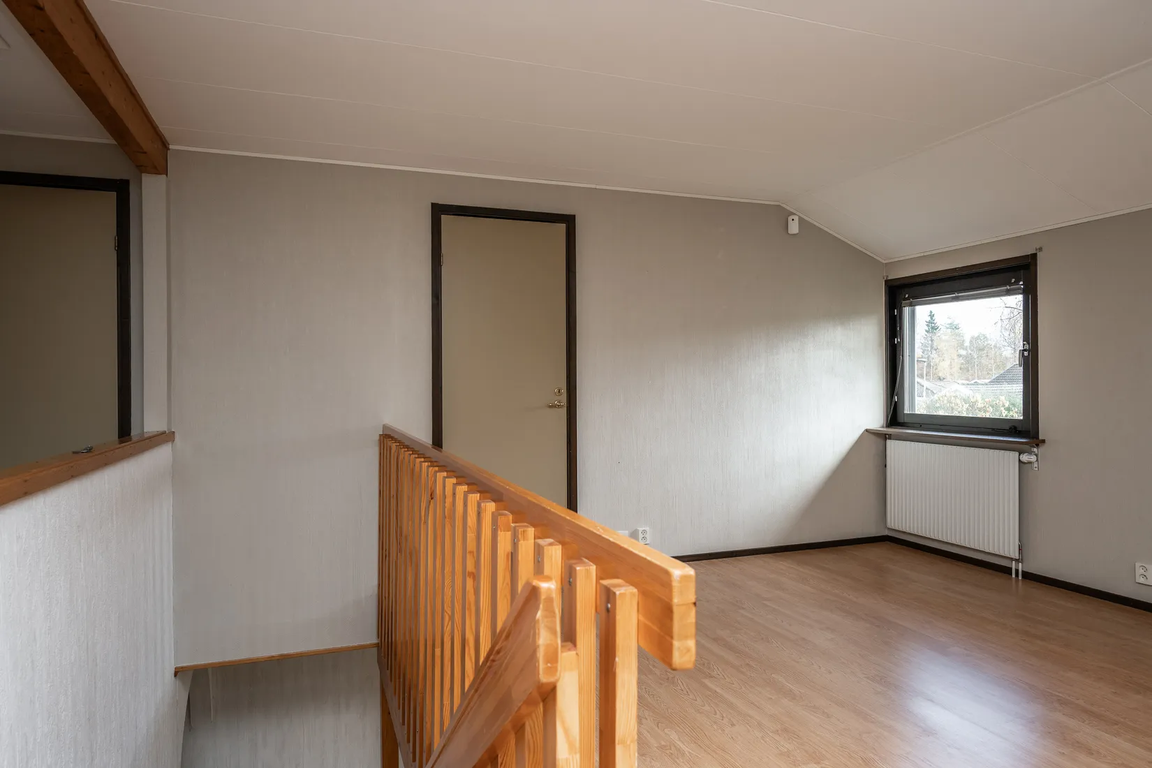 Radhus, Portalvägen 11, Hovshaga, Växjö