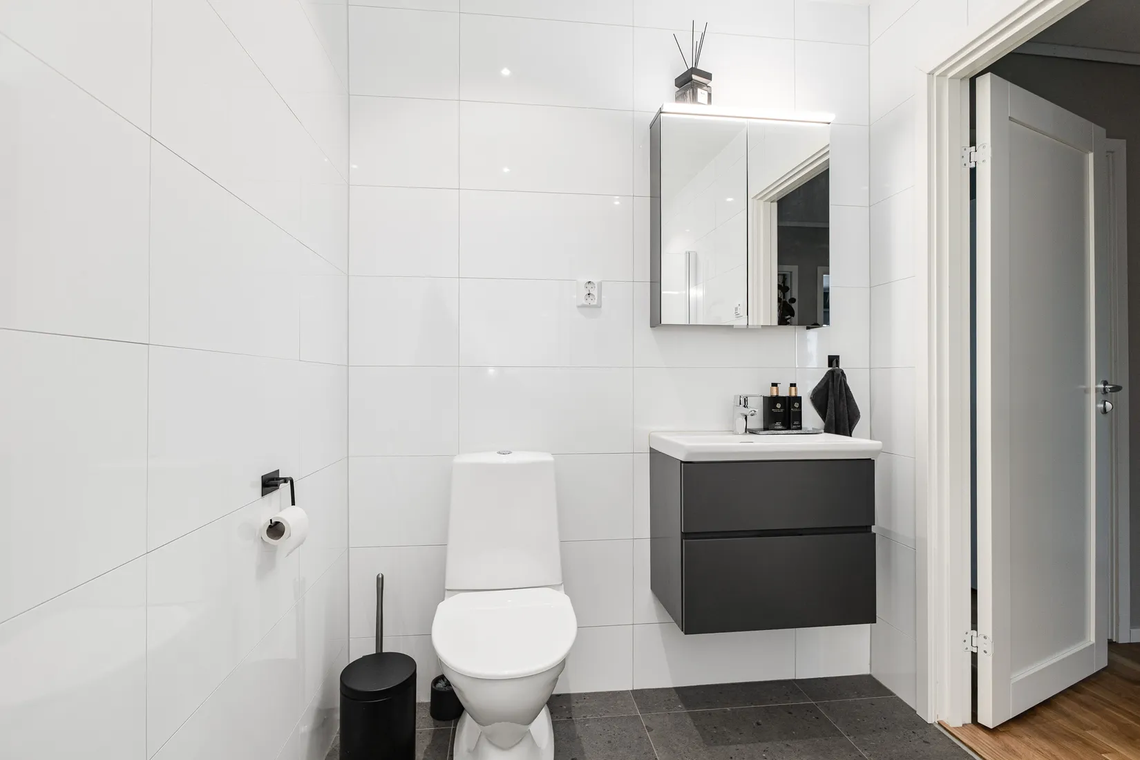 Radhus, Skonarvägen 7B, Bredsand, Enköping