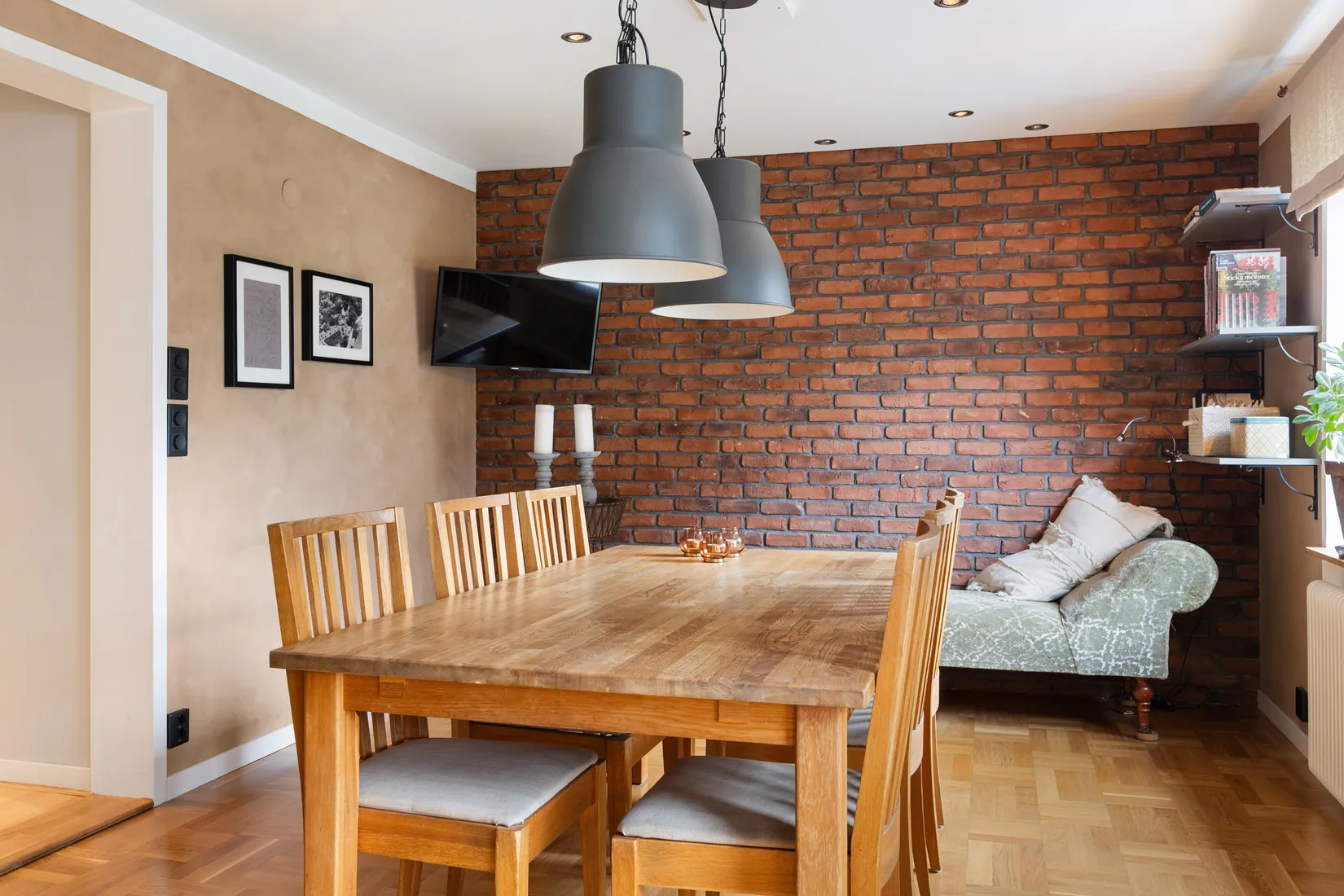 Radhus, Ryttmästarvägen 55, Vällingby - Nälsta, Stockholm