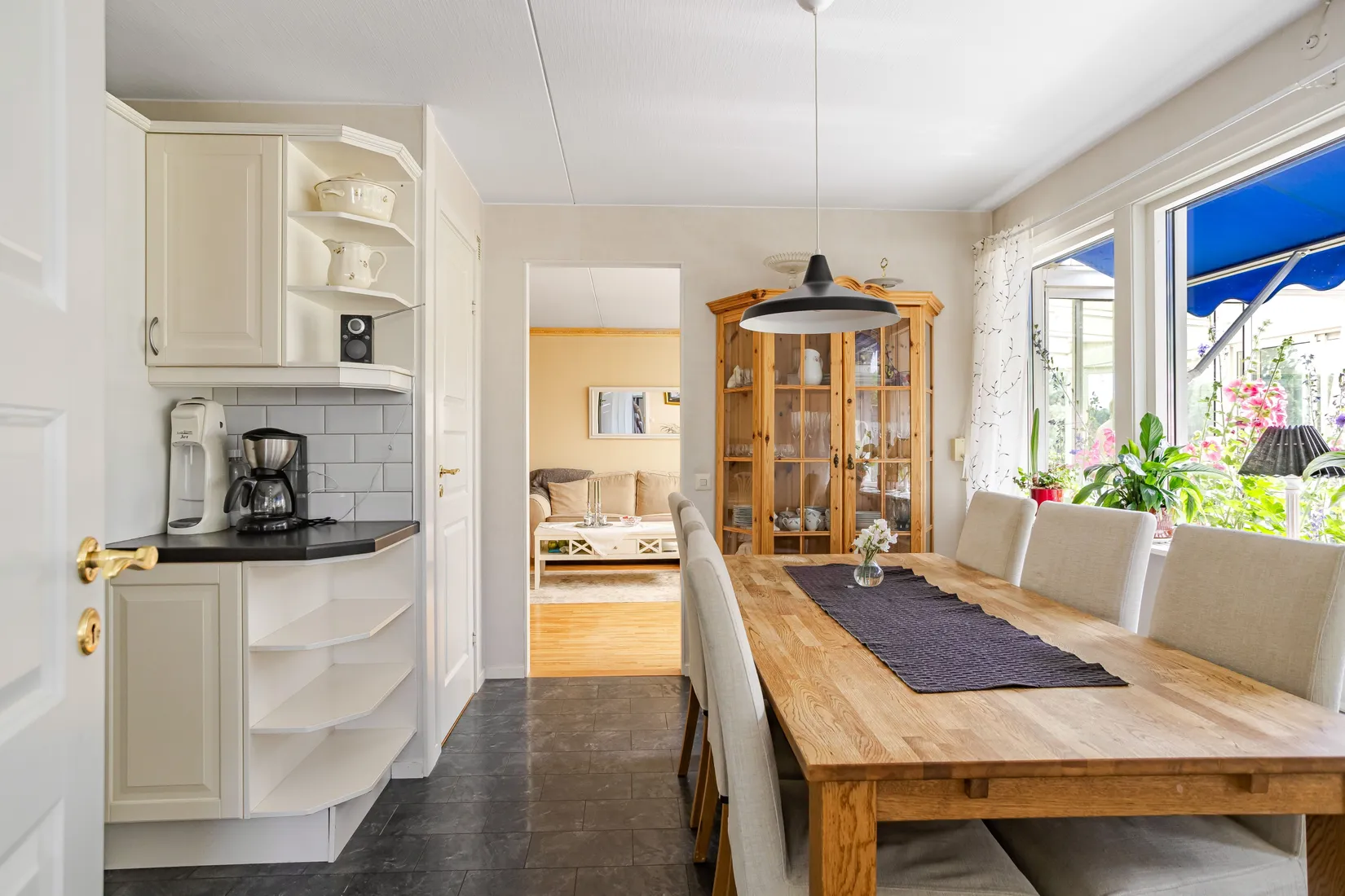 Villa, Fuxvägen 12, Lillhällom, Sundsvall