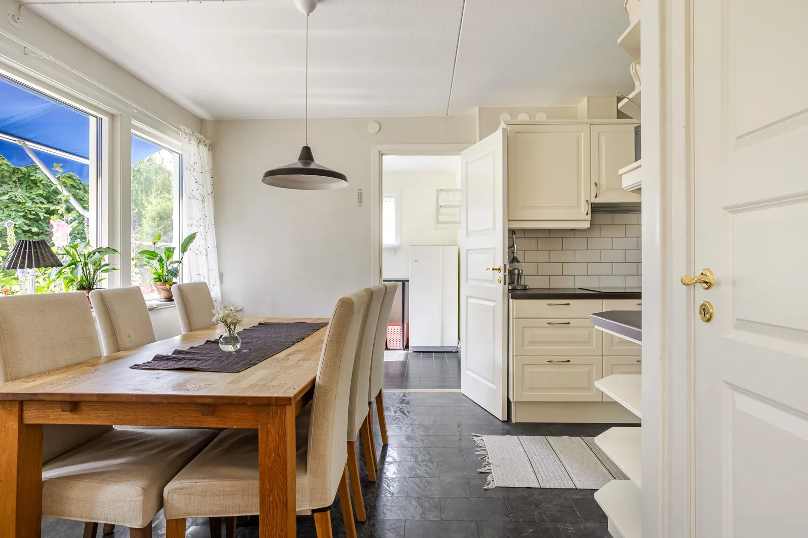 Villa, Fuxvägen 12, Lillhällom, Sundsvall