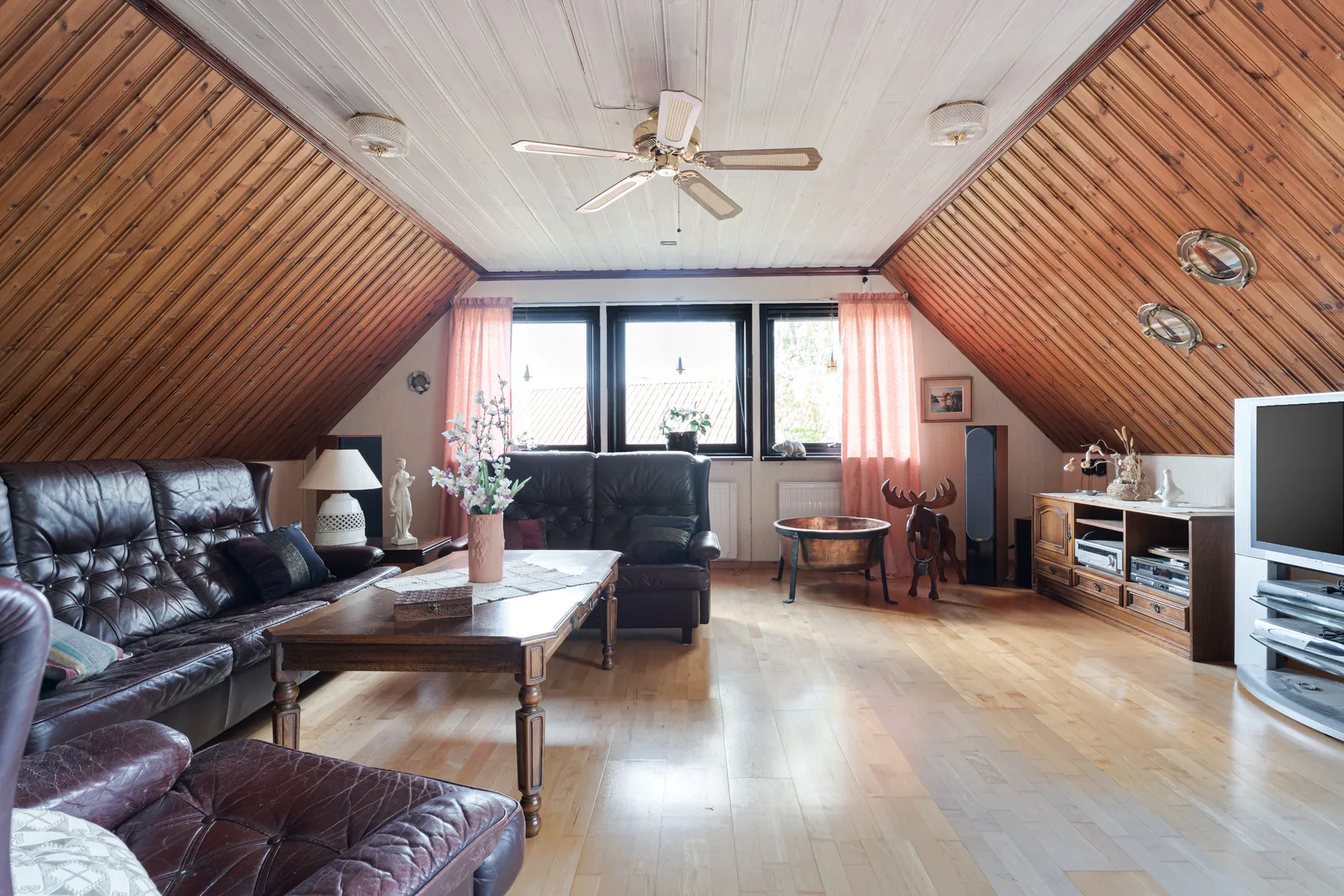 Villa, Gullvivevägen 5, Skogstorp, Falkenberg