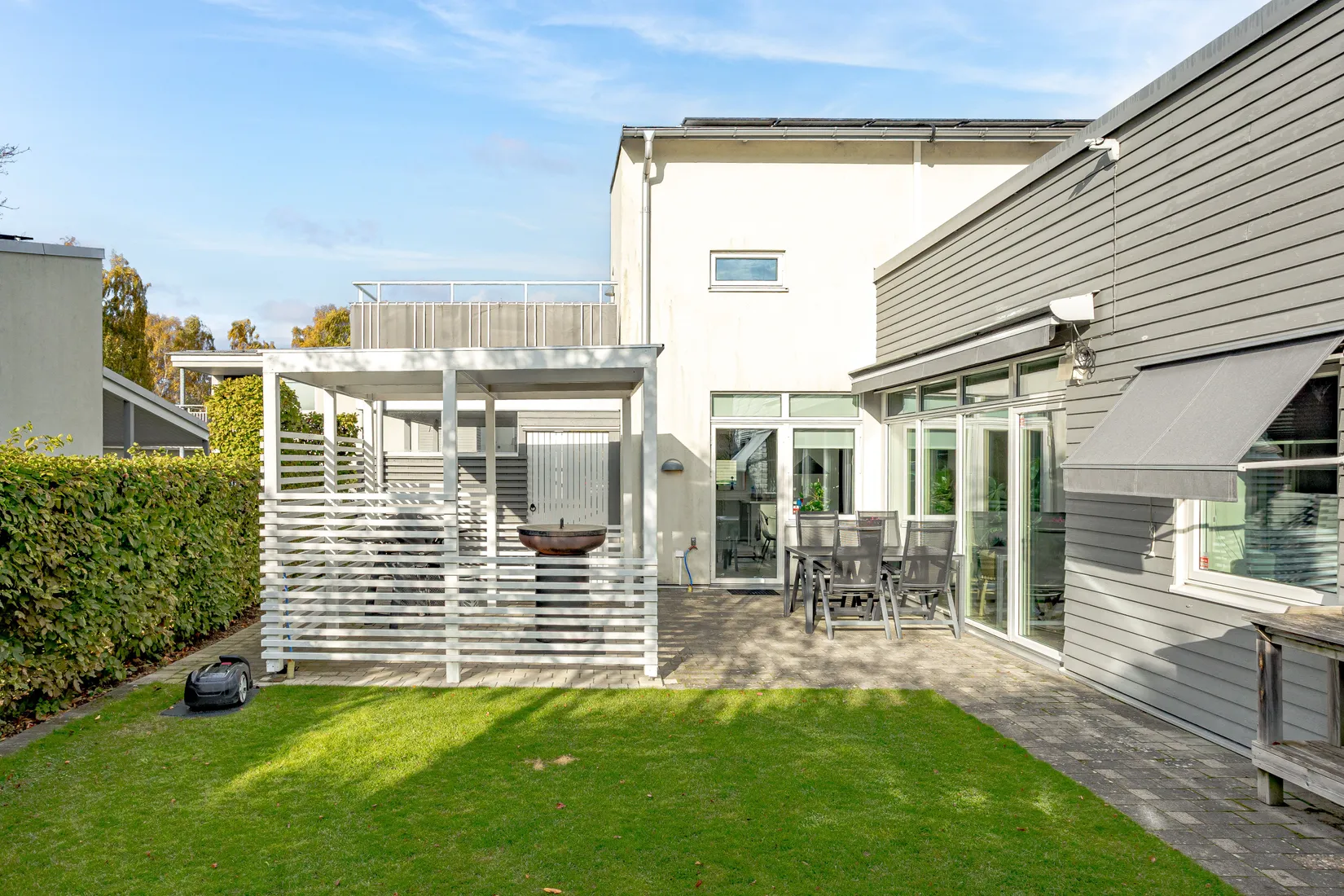 Radhus, Angelikavägen 6, Fajans/Nyby Gärde, Falkenberg