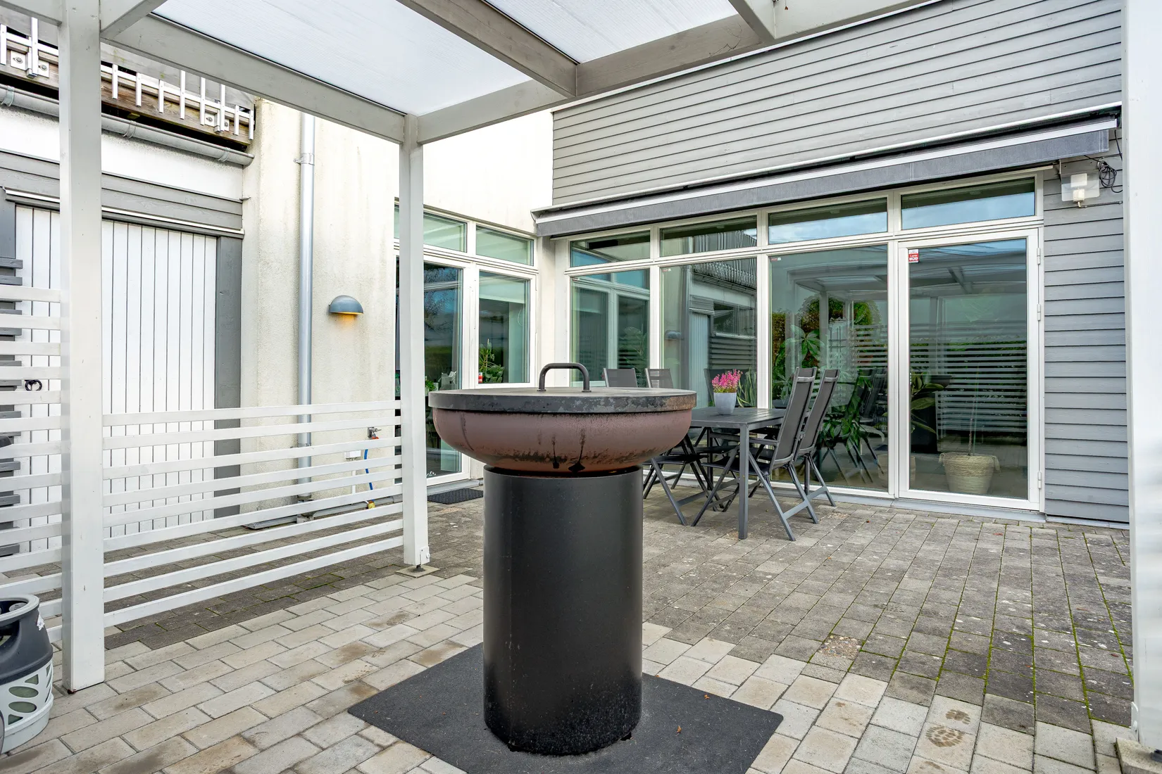 Radhus, Angelikavägen 6, Fajans/Nyby Gärde, Falkenberg