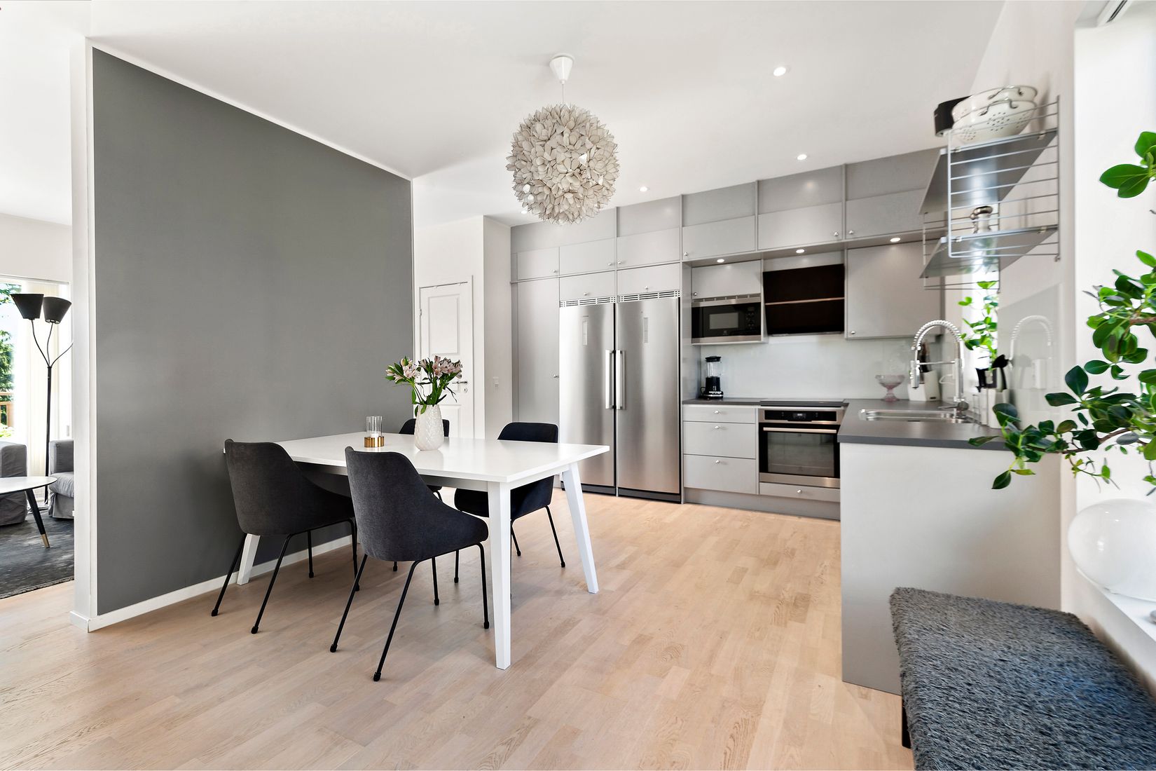 Radhus, Knäpparvägen 7C, Långsjö, Stockholm