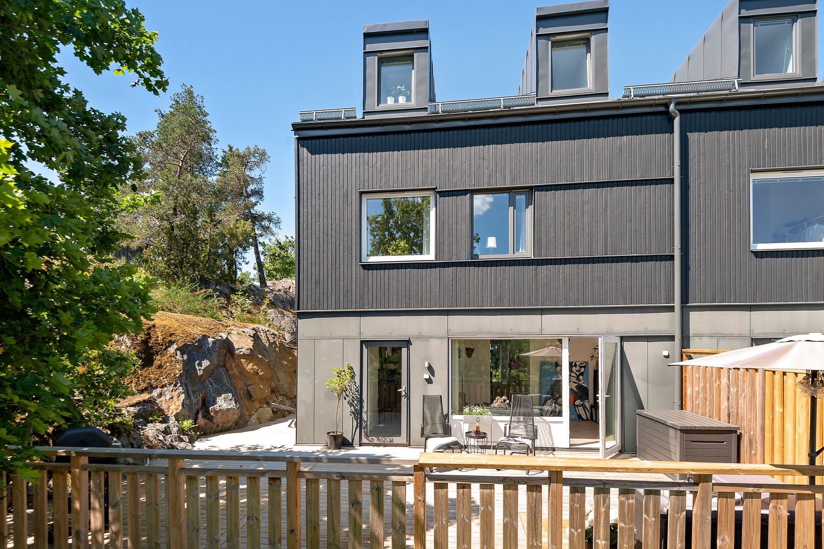 Radhus, Knäpparvägen 7C, Långsjö, Stockholm