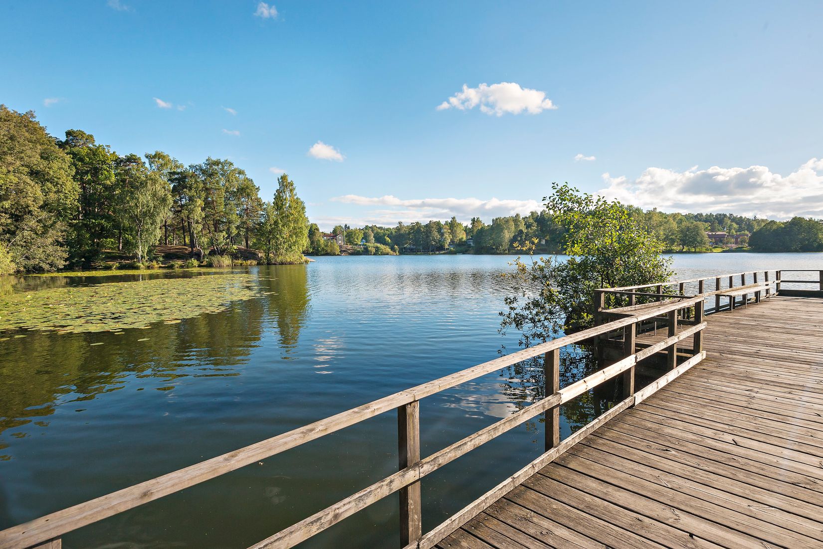 Radhus, Knäpparvägen 7C, Långsjö, Stockholm