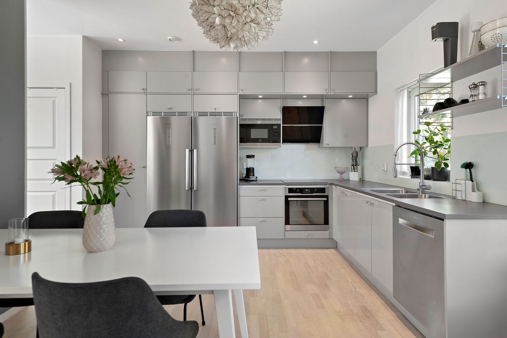 Radhus, Knäpparvägen 7C, Långsjö, Stockholm