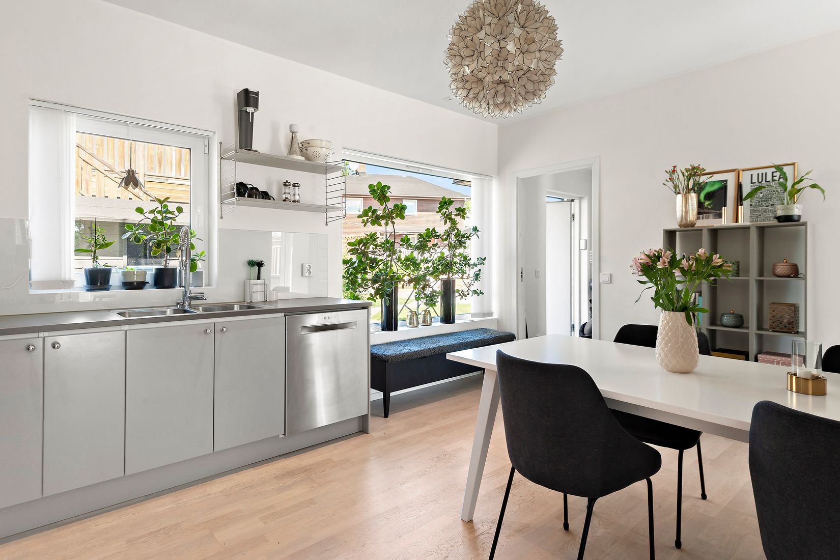 Radhus, Knäpparvägen 7C, Långsjö, Stockholm