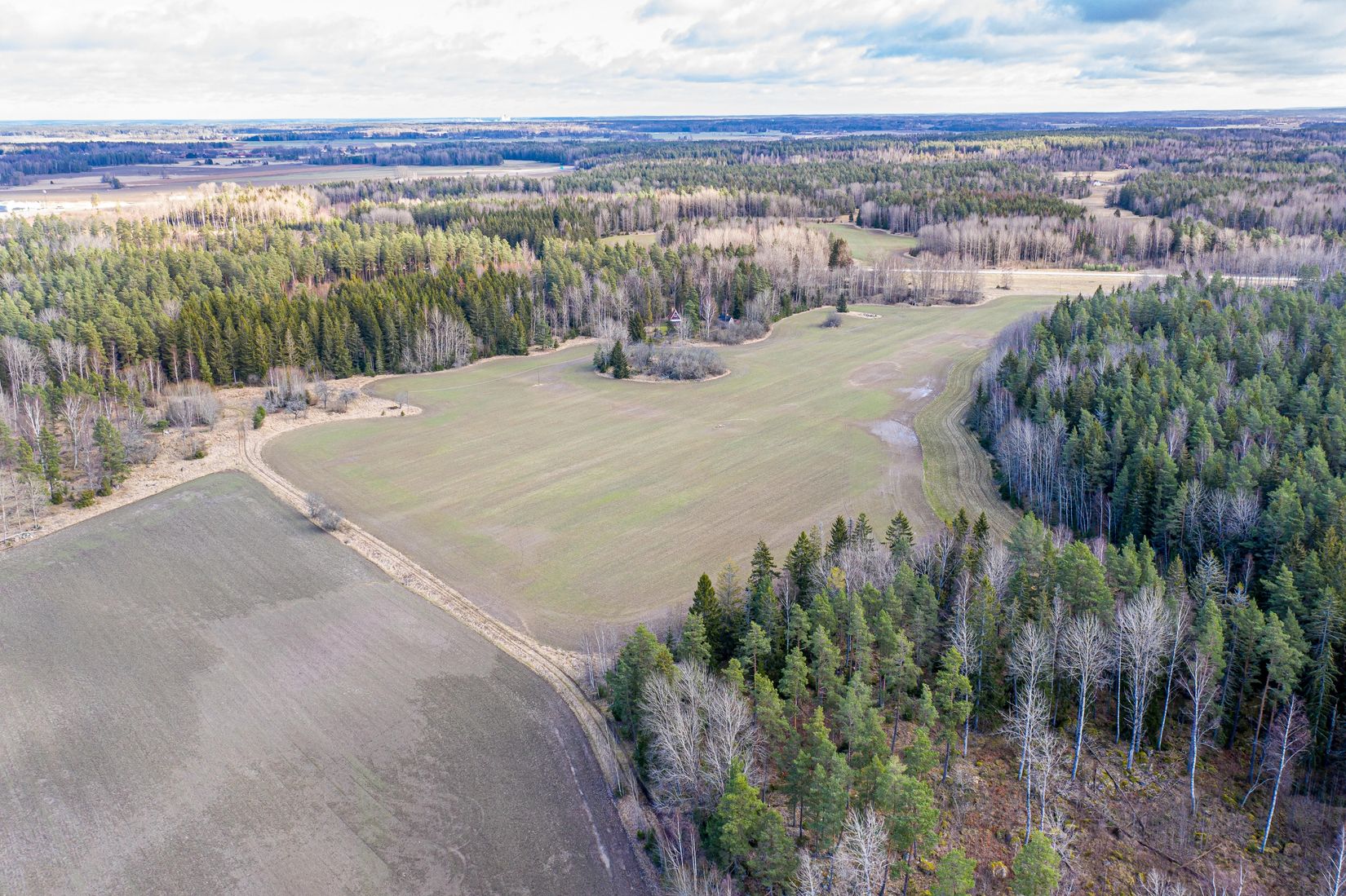 Tomt, Arboga Norra Skogen, Säbylund, Arboga