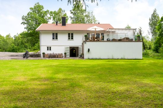 Villa, Bonared Stenkullen  , Hyssna, Mark