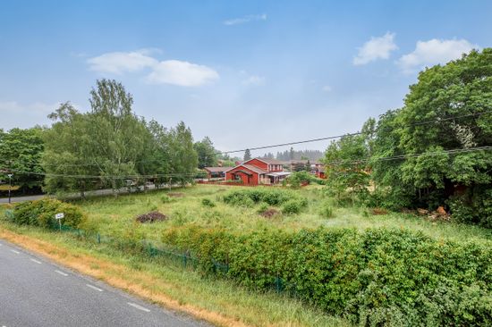 Tomt, Bergshamravägen 327, Riala, Norrtälje