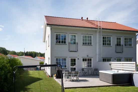 Radhus, Gropenvägen 28A, Skokloster Slottsskogen, Håbo