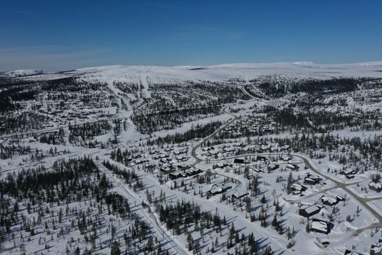 Tomt, Denebvägen 2, Solsidan, Storhogna, Berg