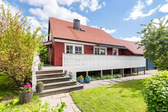 Villa, Brudsporregränd 16, Kälvesta, Stockholm