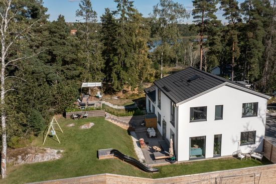 Radhus, Södervägen 5D, Högmora, Huddinge