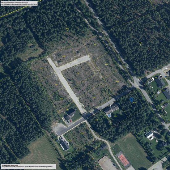 Tomt, Klövervägen 1, Hedlunda, Lycksele