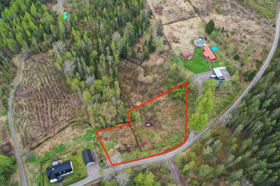 Tomt, Rastorp 9, Lanna, Lekeberg