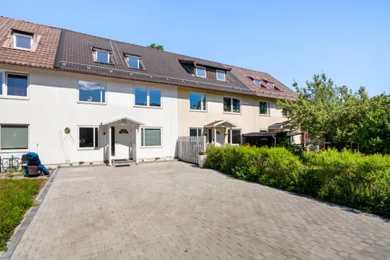 Villa, Radhus, Eksätravägen 70, Bredäng - Mälarhöjden, Stockholm