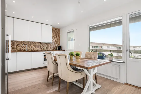Bostadsrätt, Lötsjövägen 25, Hallonbergen, Sundbyberg