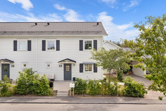 Radhus, Björnmossvägen 33, Lindbacken, Uppsala
