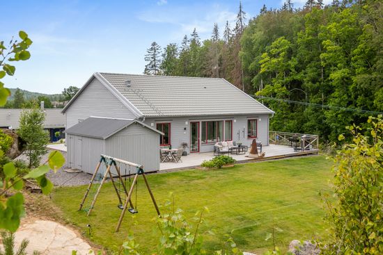 Villa, Murgrönevägen 61, Kinda