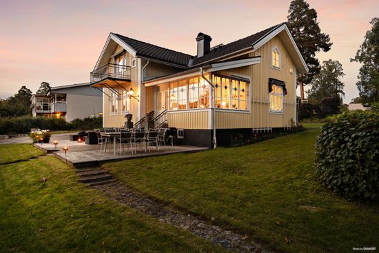 Villa, Sommarvägen 6, Adolfsberg, Örebro