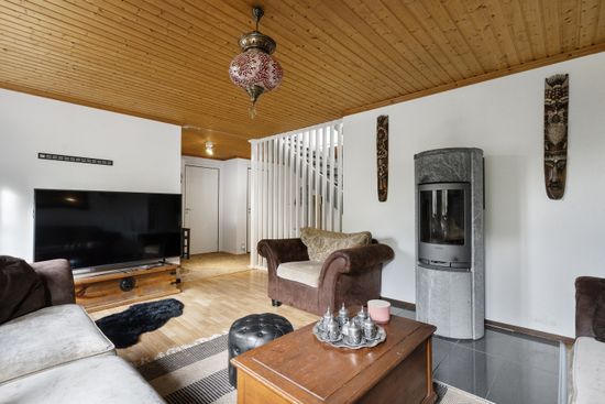 Villa, Flustervägen 11, Lilla Edet