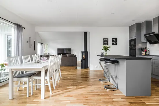 Villa, Ulvviksstrand 150, Älandsbro, Härnösand