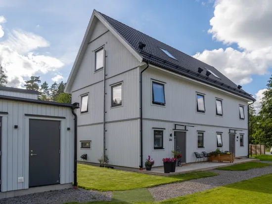 Bostadsrätt, Radhus, Väsjövägen 14B, Väsjön, Sollentuna