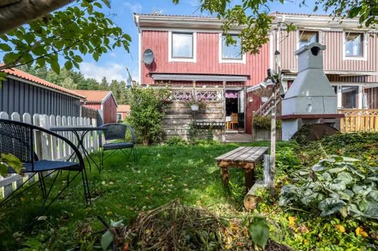 Radhus, Hjortronstigen 2, Nyhem, Finspång