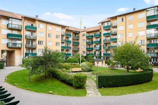 Bostadsrätt, Rådstuguvägen 1, Centrala Huddinge, Huddinge