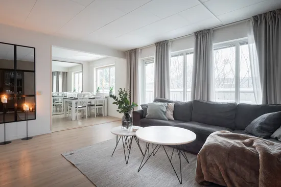 Bostadsrätt, Hedenhösvägen 14, Huddinge C - Solgård, Huddinge