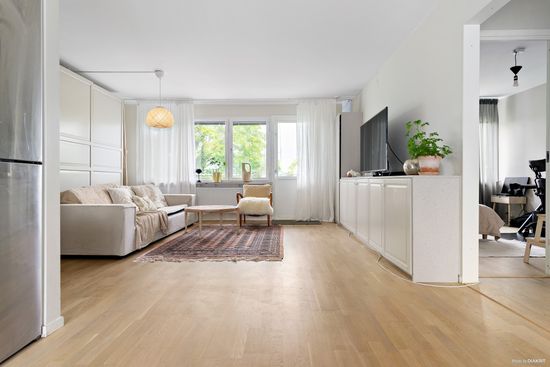 Bostadsrätt, Ljuskärrsvägen 46, Ljuskärrsberget, Nacka