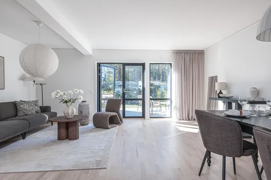 Radhus, Akrobatgatan 11 B, Björkalund, Norrköping