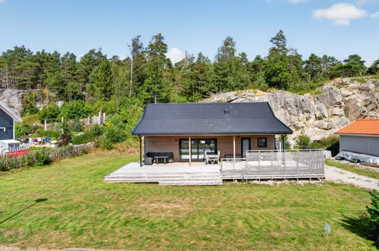 Villa, Tjärehällsvägen 9, Tjärnö, Strömstad