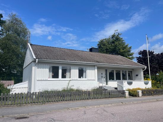 Villa, Karl-Johansgatan 15, Centralt, Gislaved