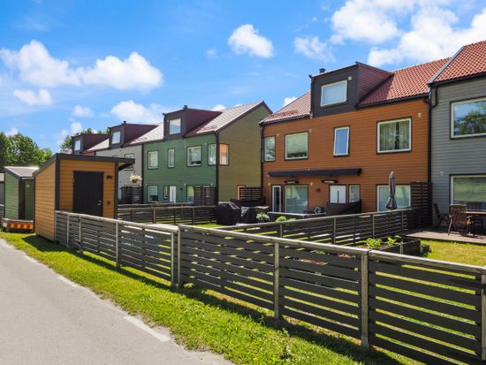 Radhus, Vidbynäs Allé 17b, Vidbynäs, Nykvarn