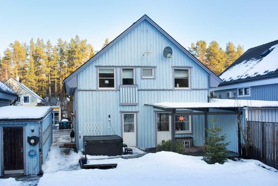 Villa, Hjortronstigen 37, Härnön, Härnösand