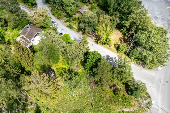 Tomt, Högmoravägen 27, Högmora, Huddinge