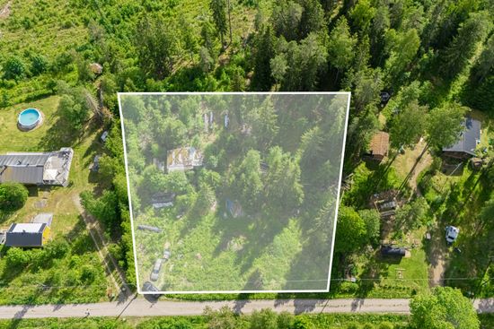 Tomt, Axtorpsvägen 17, Enköping