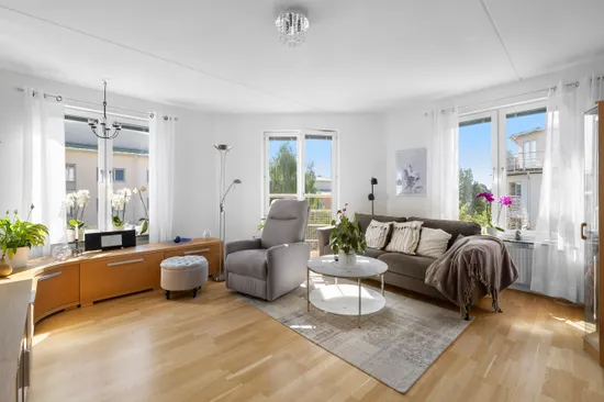 Bostadsrätt, Österskärsvägen 4, Åkersberga Centralt, Österåker