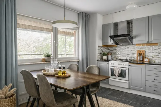 Bostadsrätt, Myrstuguvägen 357, Myrstuguberget, Huddinge