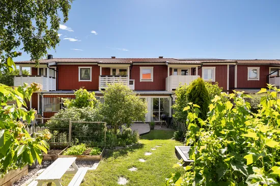 Villa, Radhus, Solstrålevägen 61, Storvreta, Uppsala