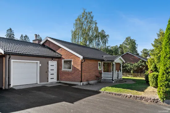 Villa, Olvonvägen 7, Tumba, Botkyrka