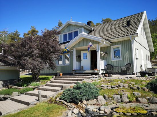 Villa, Gömmebergsvägen 26, Svanesund, Orust