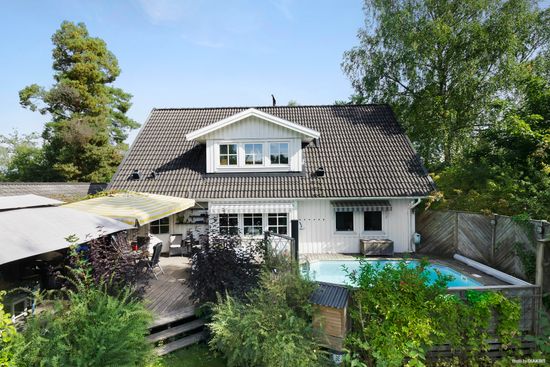 Villa, Könitzvägen 4B, Huddinge