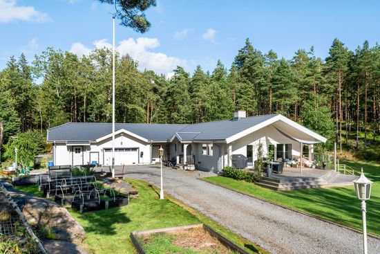 Villa, Gäddhult Björkbacken  , Hällingsjö, Mark