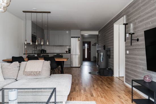 Bostadsrätt, Storhogna Torg 5B, Storhogna, Berg