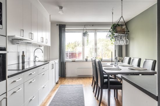 Bostadsrätt, Källtorpsvägen 5, Näsbypark, Täby